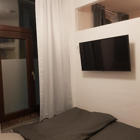Deutzer Freiheit Apartment Cologne Exterior photo
